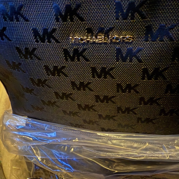 michael kors backpack - Picture 1 of 5